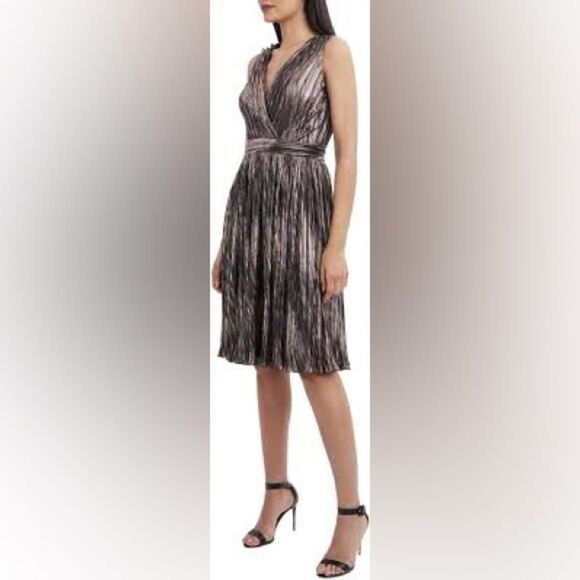 NWT womens BCBGMAXAZRIA purple gold Metallic knee length Dress size medium - Picture 2 of 10